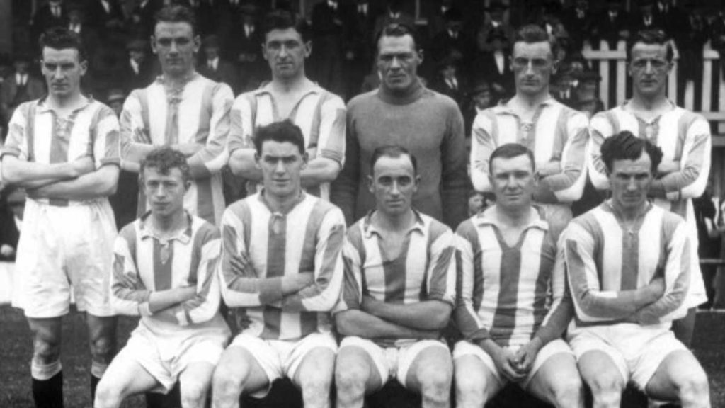Lịch sử câu lạc bộ Huddersfield Town – Câu lạc bộ bóng đá chuyên nghiệp Anh