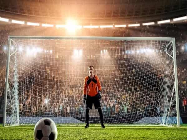 Penalty là gì? Hiểu về cú đá phạt đền trong bóng đá