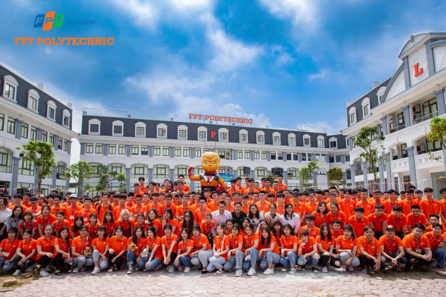 Chương trình đạo tạo “ Thực Hành - Thực Nghiệp “ của trường Cao Đẳng FPT Polytechnic